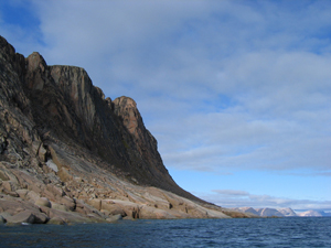 Cape Kapp Lejonhufvud in Duvefjorden